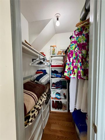 15111 Chasehill Drive, Houston, TX 77489