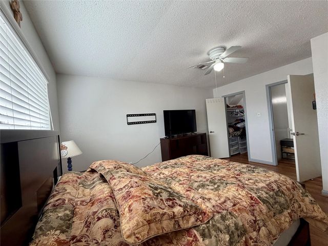 15111 Chasehill Drive, Houston, TX 77489