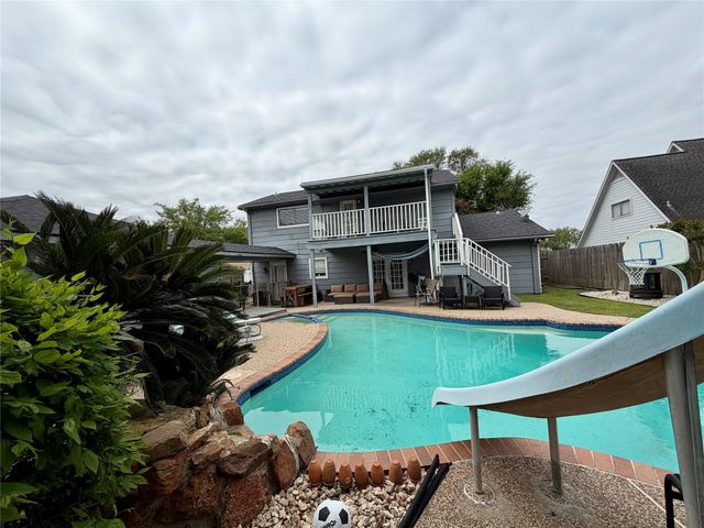 15111 Chasehill Drive, Houston, TX 77489