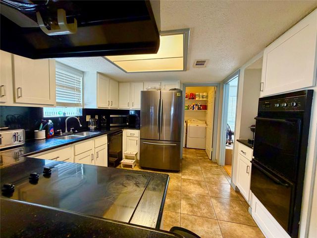 15111 Chasehill Drive, Houston, TX 77489