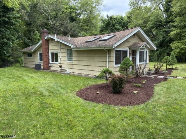 19 Crescent Rd, Wayne Twp., NJ 07470