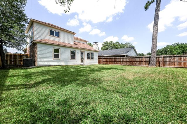 427 Vane Way, Crosby, TX 77532