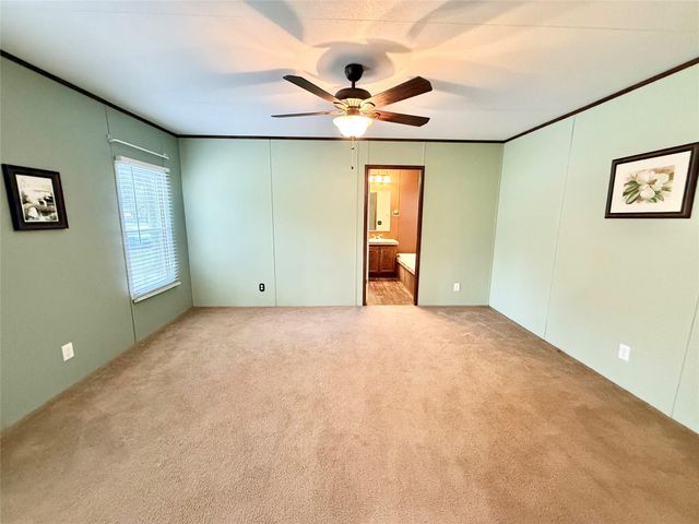 210 Lake Drive, Oyster Creek, TX 77541