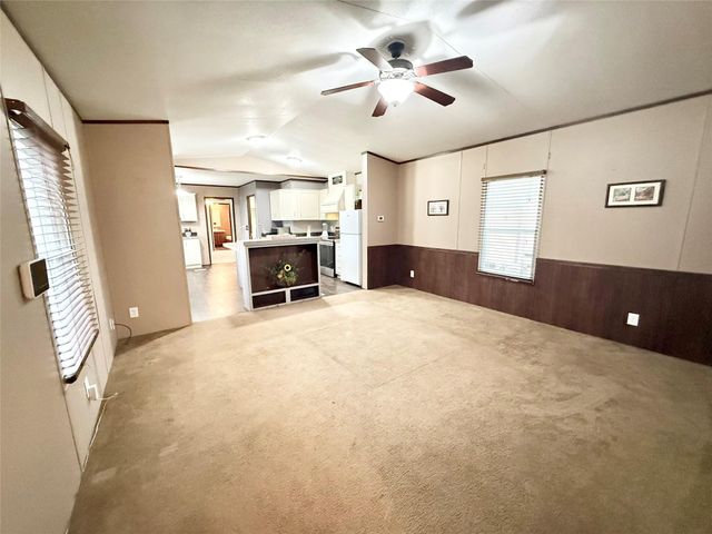 210 Lake Drive, Oyster Creek, TX 77541