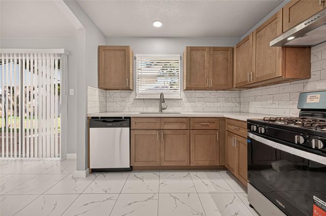 15522 Town Green Drive, Houston, TX 77083