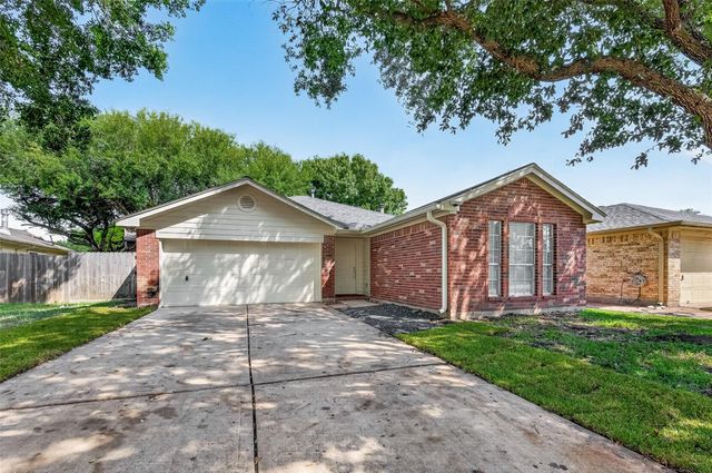 15522 Town Green Drive, Houston, TX 77083