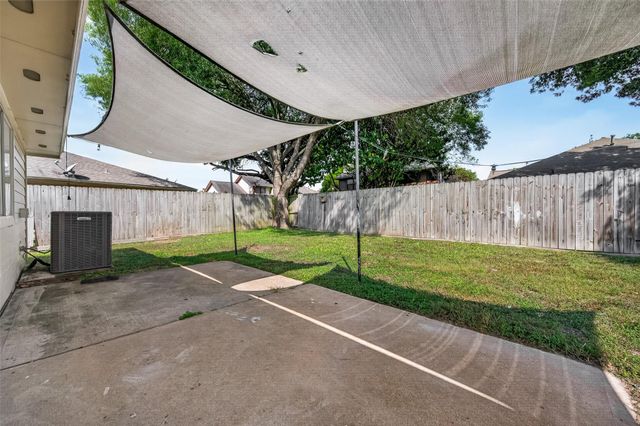 15522 Town Green Drive, Houston, TX 77083