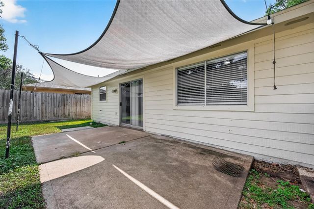 15522 Town Green Drive, Houston, TX 77083