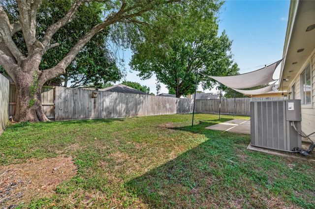 15522 Town Green Drive, Houston, TX 77083