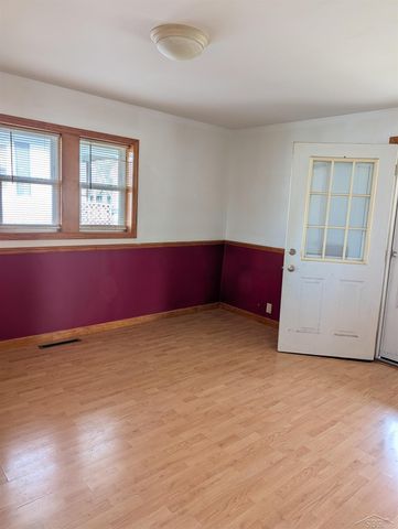 1711 Maine Street, Saginaw, MI 48602