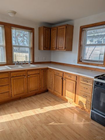 1711 Maine Street, Saginaw, MI 48602