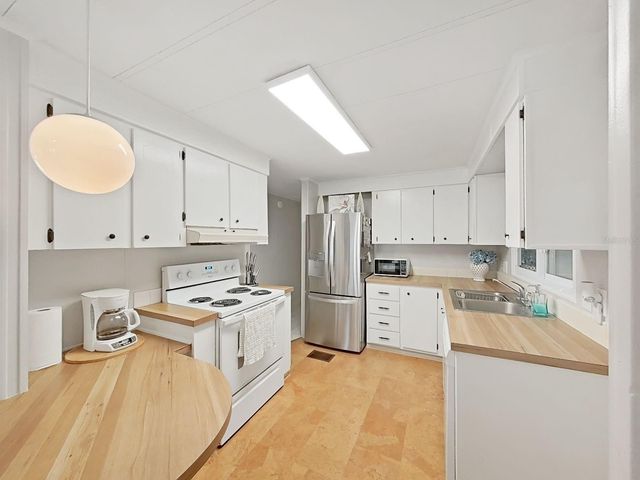 4928 FOXDALE DR, Lakeland, FL 33810