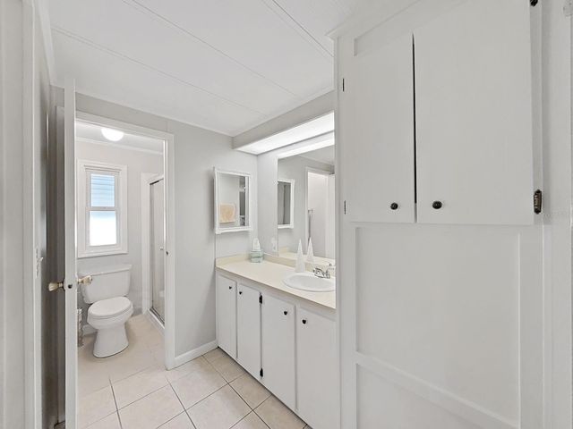 4928 FOXDALE DR, Lakeland, FL 33810