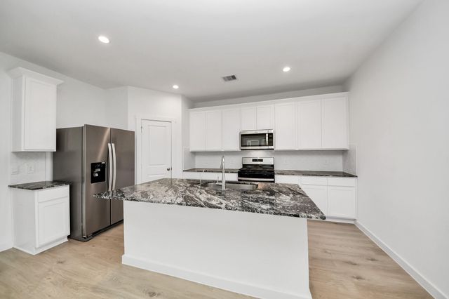 7811 Bel Fiore Drive, Richmond, TX 77406