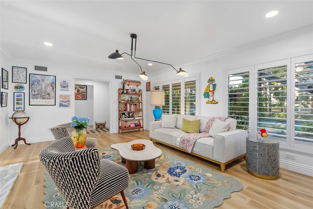 5910 Victoria, Riverside, CA 92506