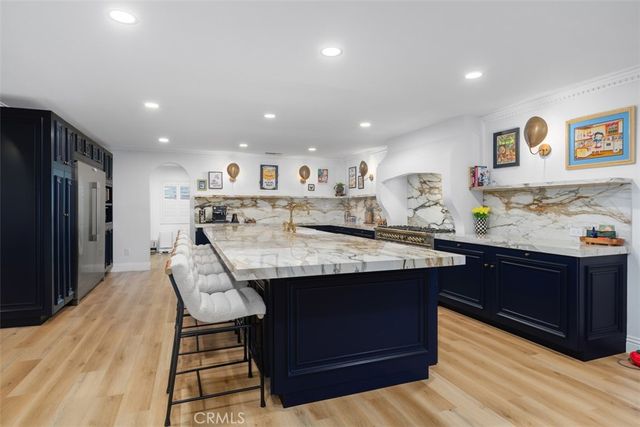 5910 Victoria, Riverside, CA 92506