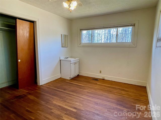 3988 Greenwood Drive, Lenoir, NC 28645