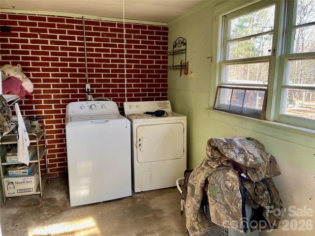 3988 Greenwood Drive, Lenoir, NC 28645