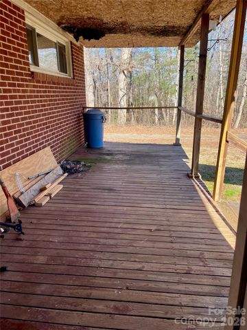 3988 Greenwood Drive, Lenoir, NC 28645