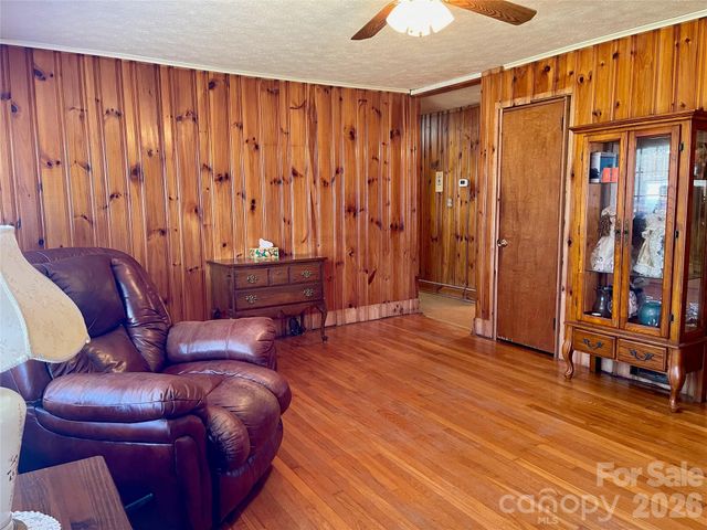 3988 Greenwood Drive, Lenoir, NC 28645