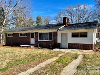 3988 Greenwood Drive, Lenoir, NC 28645