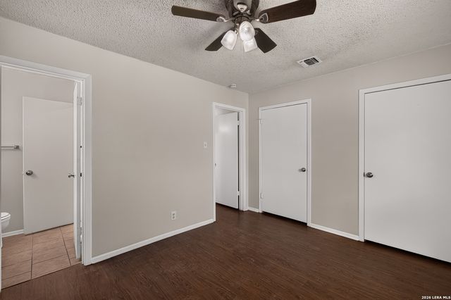 5411 ENCANTA ST, San Antonio, TX 78233