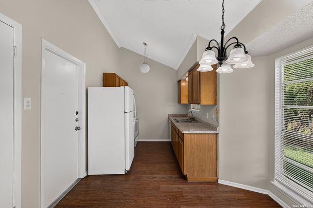 5411 ENCANTA ST, San Antonio, TX 78233