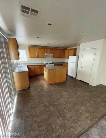 3425 Palatine Hills Avenue, North Las Vegas, NV 89081