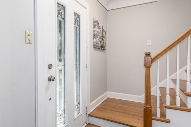3312 N New England Avenue, Chicago, IL 60634