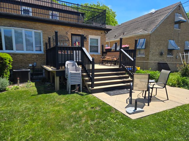 3312 N New England Avenue, Chicago, IL 60634