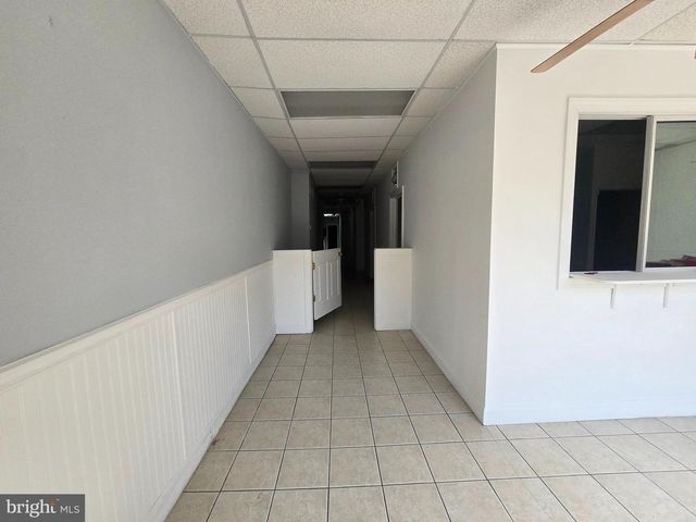 925 MARKET ST, Marcus Hook, PA 19061