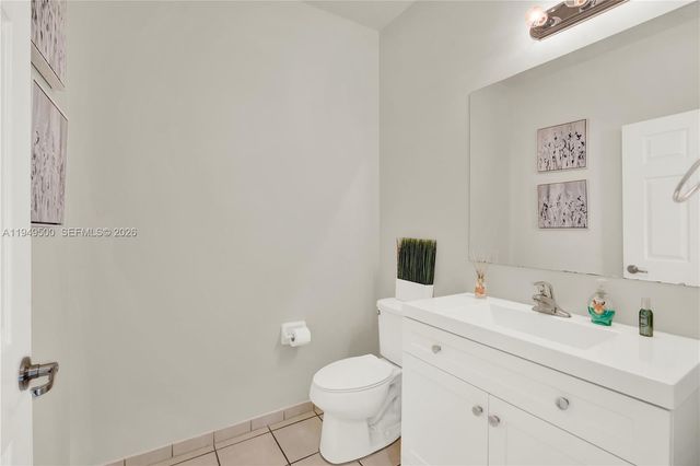 9411 W 35th Ave, Hialeah, FL 33018