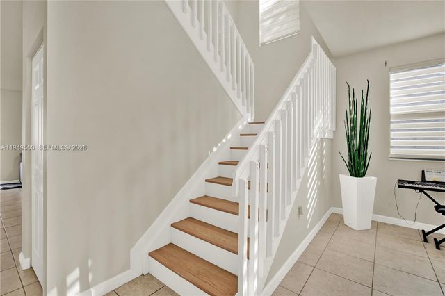 9411 W 35th Ave, Hialeah, FL 33018