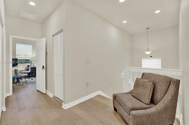 9411 W 35th Ave, Hialeah, FL 33018