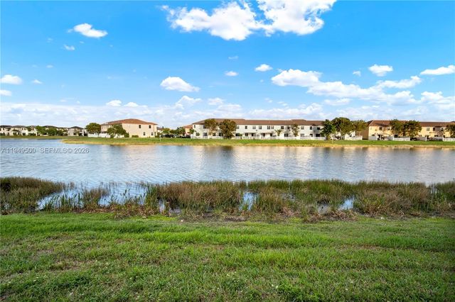 9411 W 35th Ave, Hialeah, FL 33018