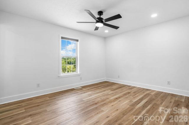 4362 Calico Road, Lenoir, NC 28645