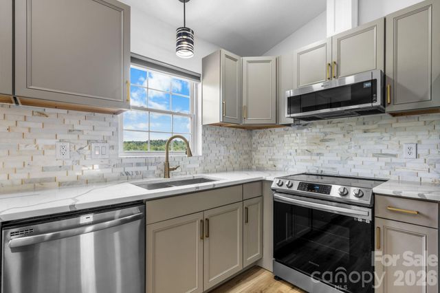 4362 Calico Road, Lenoir, NC 28645