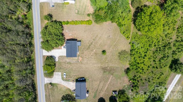 4362 Calico Road, Lenoir, NC 28645