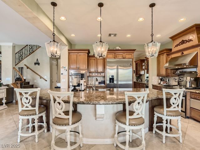 2038 Cherry Creek Circle, Las Vegas, NV 89135