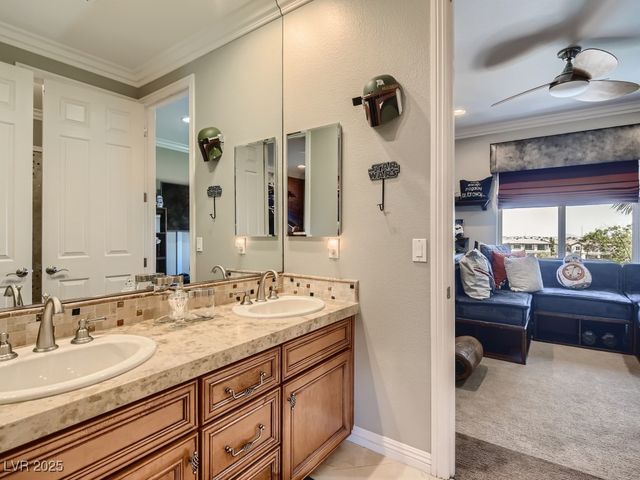 2038 Cherry Creek Circle, Las Vegas, NV 89135