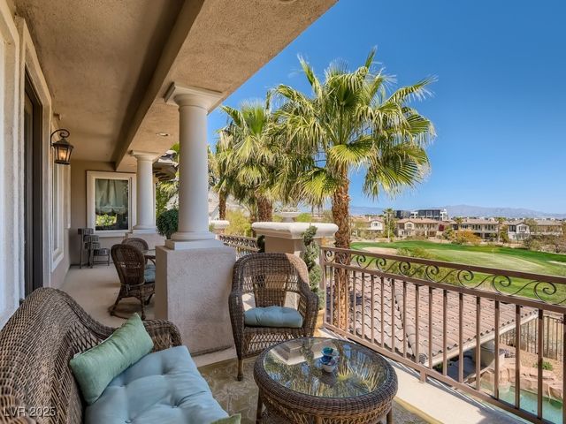 2038 Cherry Creek Circle, Las Vegas, NV 89135