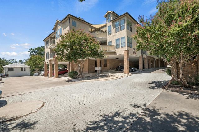 1910 Robbins PL 105, Austin, TX 78705