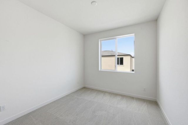5310 Seacliff Place 13, San Diego, CA 92154