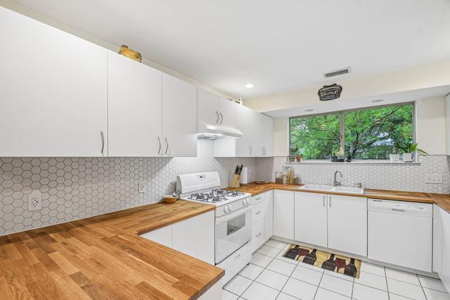 6010 Morning Dew DR, Austin, TX 78749