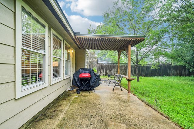 6010 Morning Dew DR, Austin, TX 78749