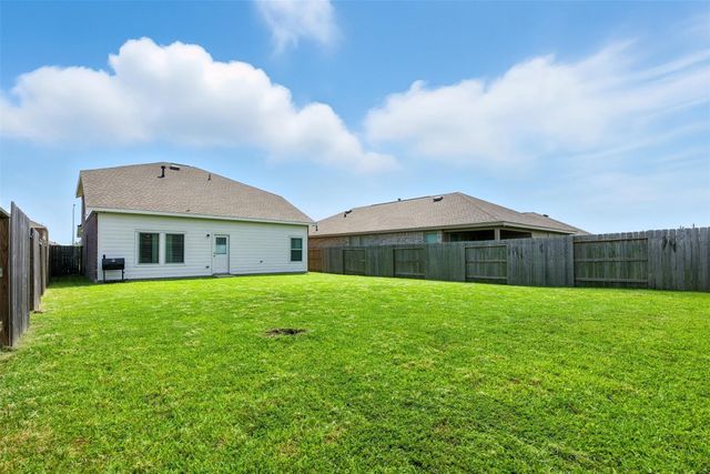 9815 Wembley Vista Court, Baytown, TX 77521