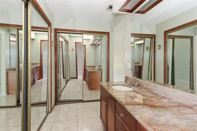 4649 CREEKVIEW LANE, Oviedo, FL 32765