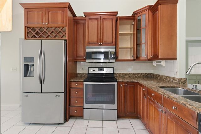 4649 CREEKVIEW LANE, Oviedo, FL 32765