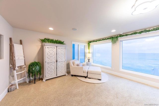 1731 S Pacific St, Oceanside, CA 92054