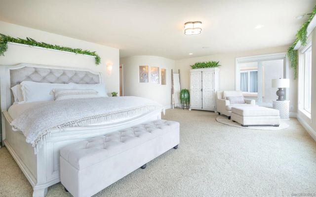 1731 S Pacific St, Oceanside, CA 92054